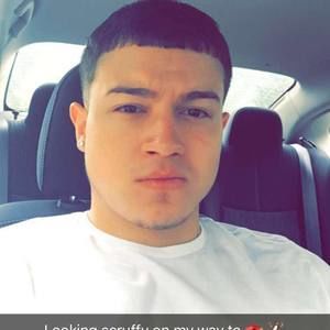 Meet your Posher, Luis
